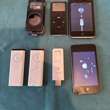 Job Lot 4 x Apple iPod Untested 2 remote