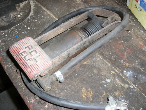 Vintage pcl elf foot pump - vintage,
