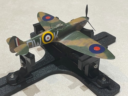 Model aircraft jig stand berth - stand,