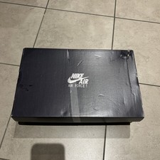 Empty black Nike Air Force 1 ’07 trainer shoe box uk size 6
