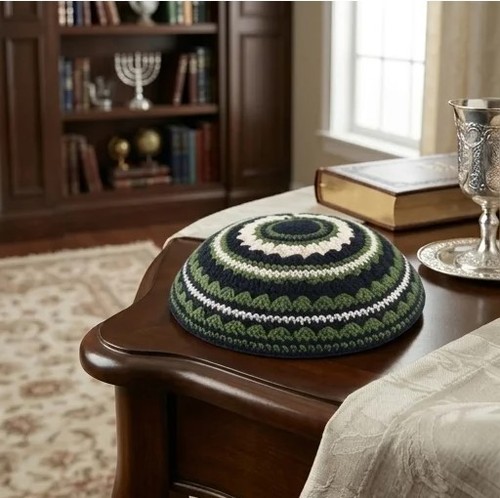 Knitted kippah black - knitted,