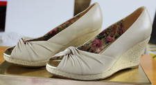 SHOES SIZE 5 IVORY WHITE BEIGE LEATHER HOTTER CHLOE PEEP TOE ESPADRILLES NEW