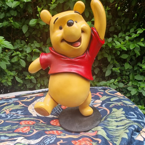 Winnie pooh disney store - disney,