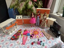 Palitoy Pippa Dolls and Accessories Bundle Set of 3 Dolls