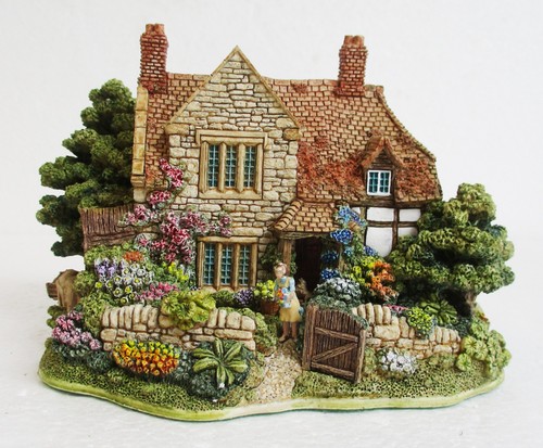 Lilliput lane the hideaway - lilliput,