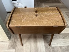 MID CENTURY VINTAGE DANISH STYLE LIGHT WOOD SEWING BOX ON TAPERED NEEDLE LEGS