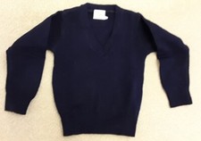 SIZE 26" BLACK KNITTED V