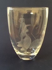 VICKE LINDSTRAND KOSTA FULLY