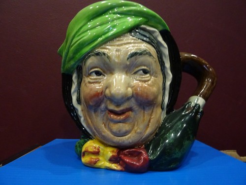 Royal doulton sairey gamp - royal,