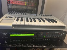 Roland XV-3080 Synthesizer