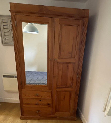 Freestanding waxed pine - waxed,