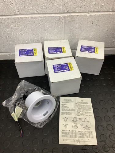 Joblot round fixed mains - round,