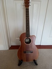 Lanikai ACST-CEB Solid Acacia Wood Ukulele W/Pickup and Carry Case Excellent Con