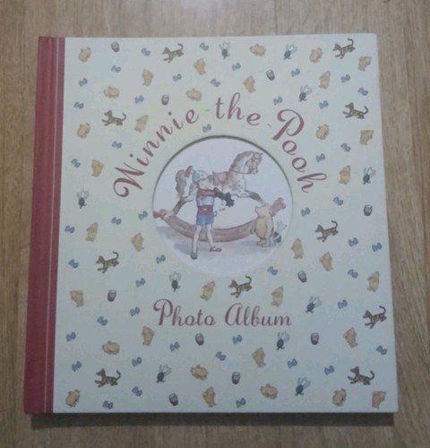 Winnie the pooh - winnie,