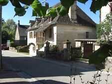 Holiday accommodation in France. Beautiful stone built 3 bedroomed in Dordogne