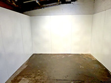 8 white wood panels for exhibitions, temporary walls, portable partitions, flats