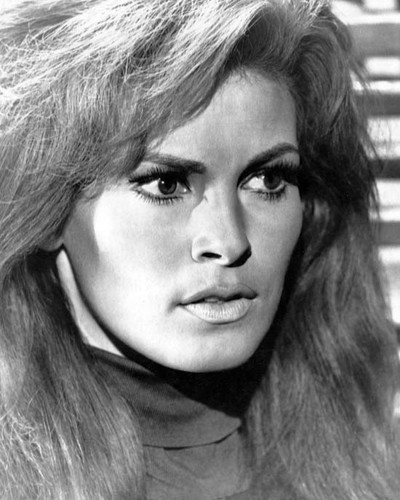 Raquel welch 1037930 8x10 - [1037930],