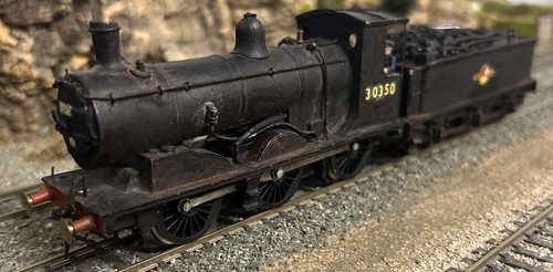 Kit built - (triang, chassis)