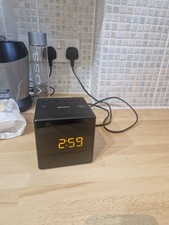 Sony ICF-C1T Cube FM/AM Clock