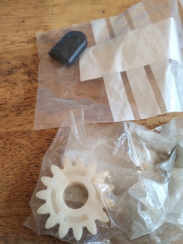 Suzuki ts250 oil pump drive - oil,
