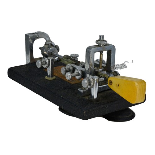 Vibroplex bug and case dates - and,