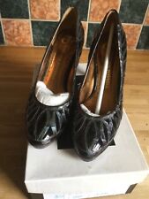 CARMEN POVEDA Purple & Green Iridescent Patent Court Shoes SIZE 39 - worn twice