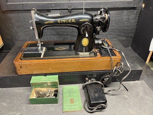 Antique singer sewing machine - singer,
