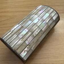 An antique RONSON cigarette