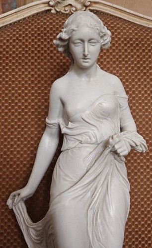 Reproduction cast white - reproduction,