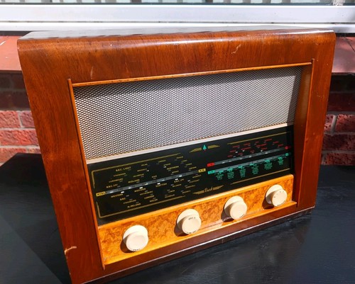 Vintage valve amplifier radio - valve,