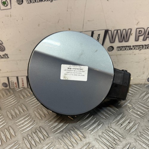 Passat fuel flap - vw,