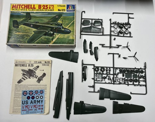 Italeri 123 mitchell b 25 - 1/72,