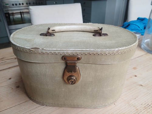 Vintage leather vanity - vintage,