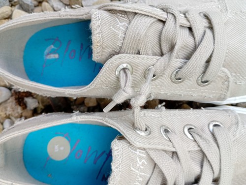 Blowfish canvas shoes size - blowfish, 6