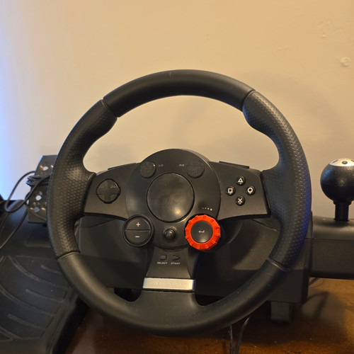 Logitech driving force - driving, gt