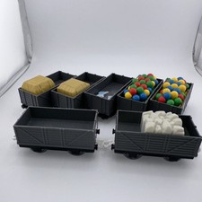 7x Thomas & Friends Tomy Trackmaster TROUBLESOME TRUCKS Wagon With Various Cargo