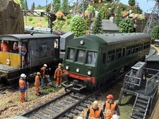 Triang R158 DMU Diesel Dummy