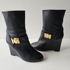 Louis Vuitton Chelsea LV