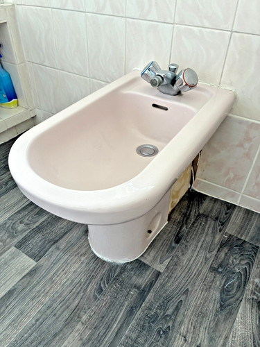 Vintage retro pink bath sink - vintage,