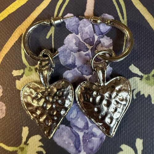 Silver tone heart - tone,