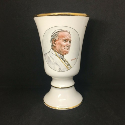 Royal worcester palissy - worcester, pope