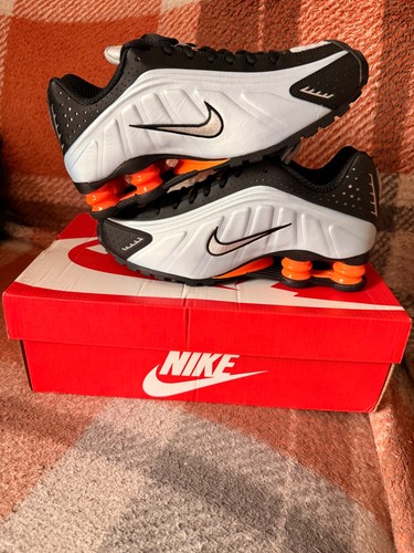 Nike shox size - r4, 5