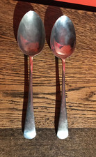 2 OLD ENGLISH DESIGN STEAD