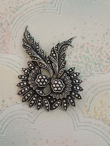 Vintage brooch silver - vintage, tone