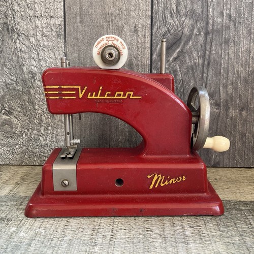 Vulcan minor child - minor, red