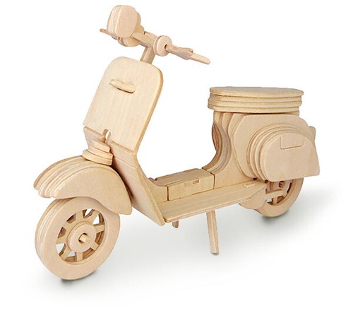 Quay italian scooter woodcraft - italian,