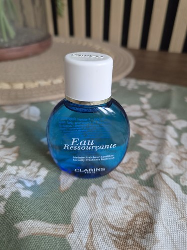 Clarins eau ressourcante - clarins,