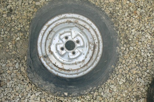 Triumph herald steel wheel - triumph,