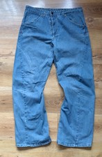 LEVI's Engineered Twisted