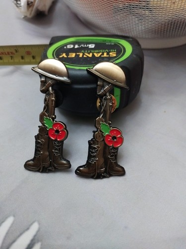 Lovely soldiers memorabilia - x2,